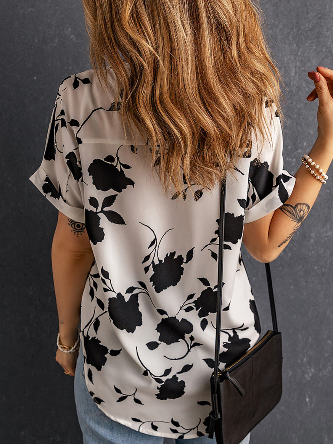 PREORDER- Full Size Printed Notched Short Sleeve Blouse