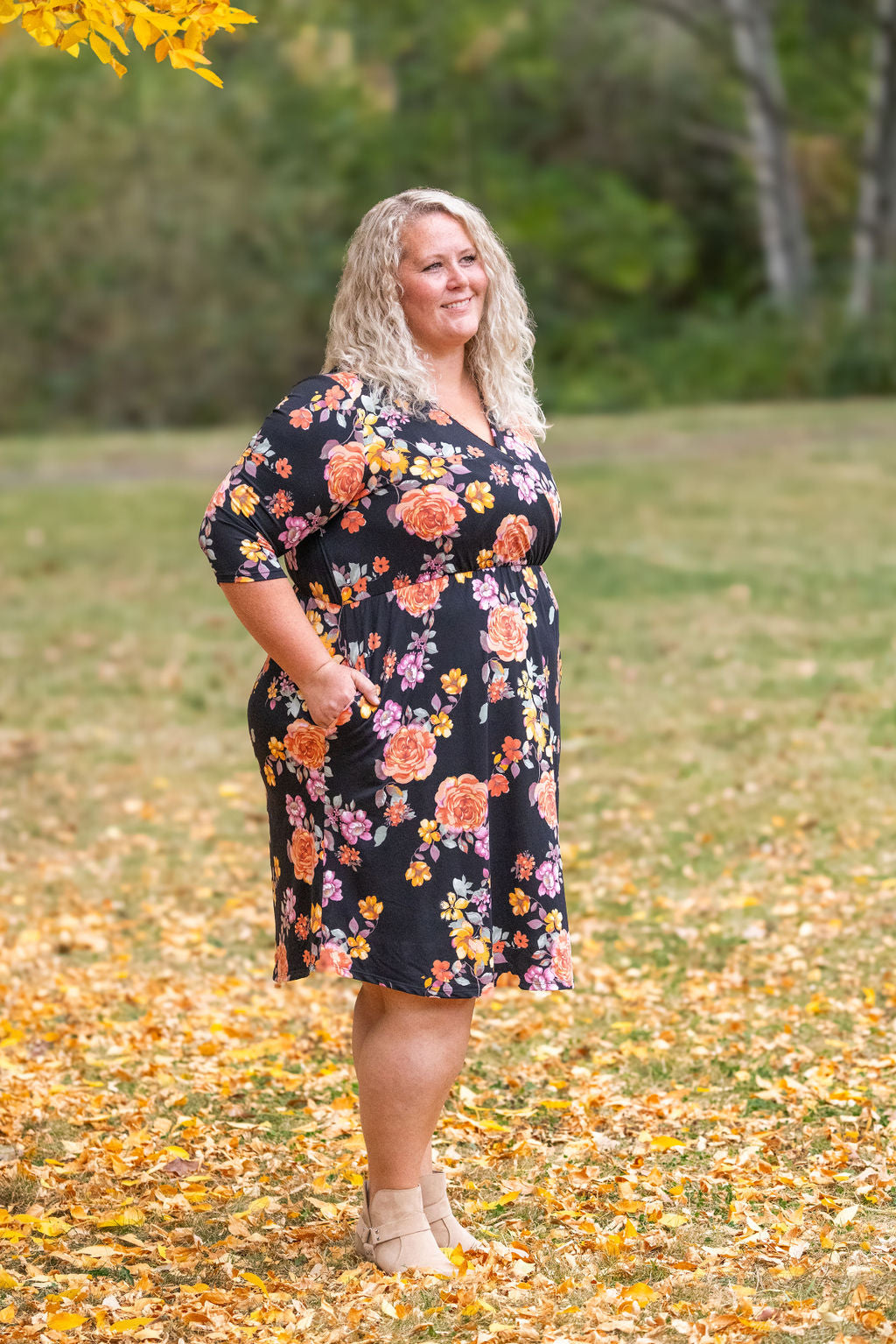 Michelle Mae Taylor Dress - Black Floral Mix