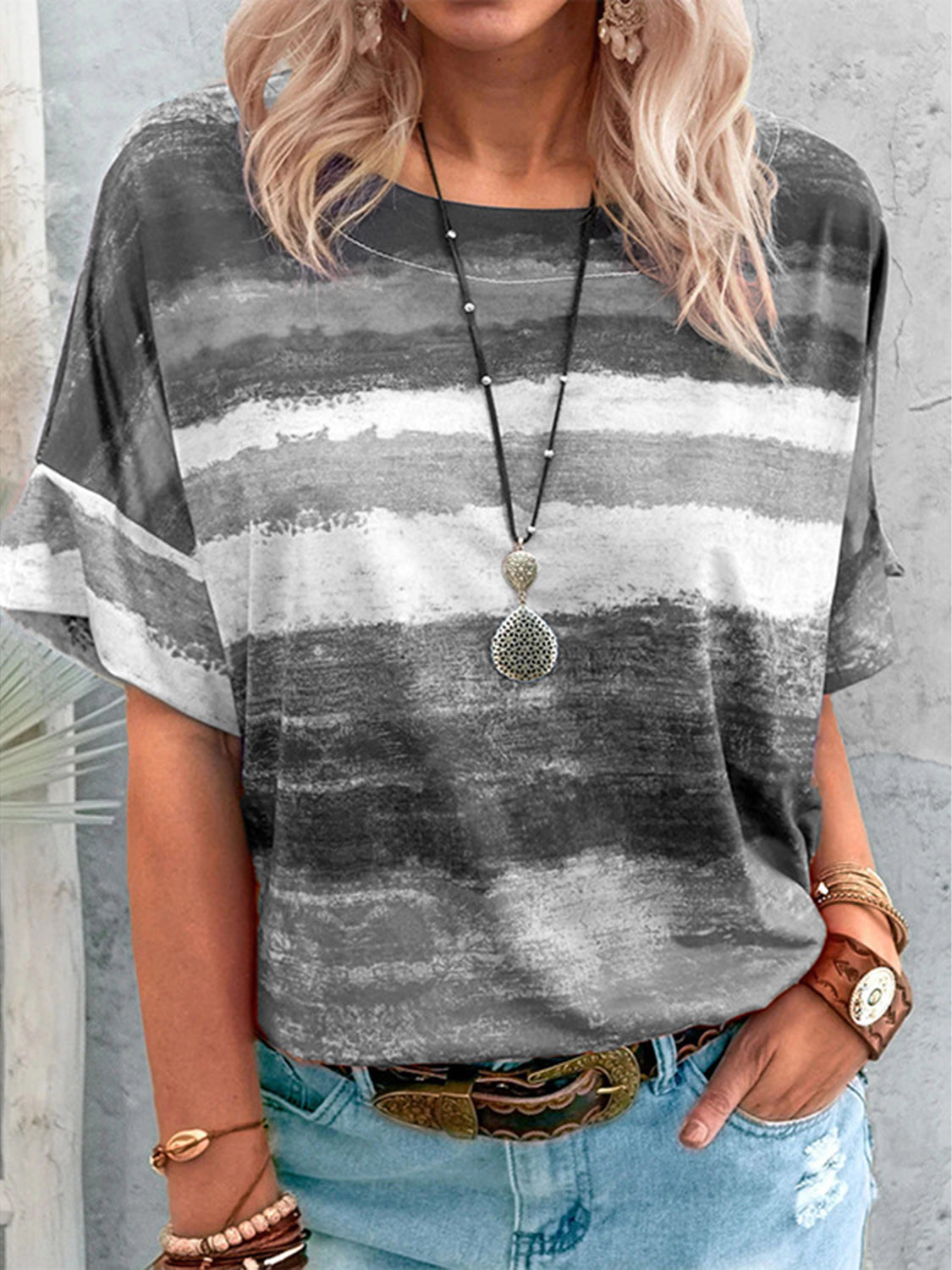 PREORDER- Full Size Color Block Round Neck Half Sleeve T-Shirt