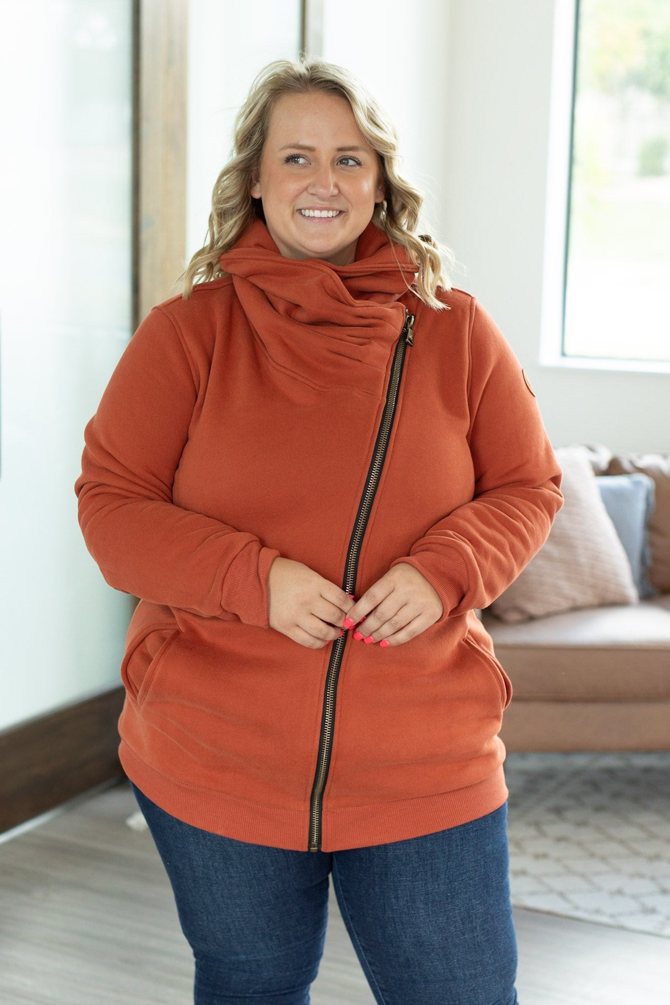 Michelle Mae Quinn ZipUp Cowl - Pumpkin