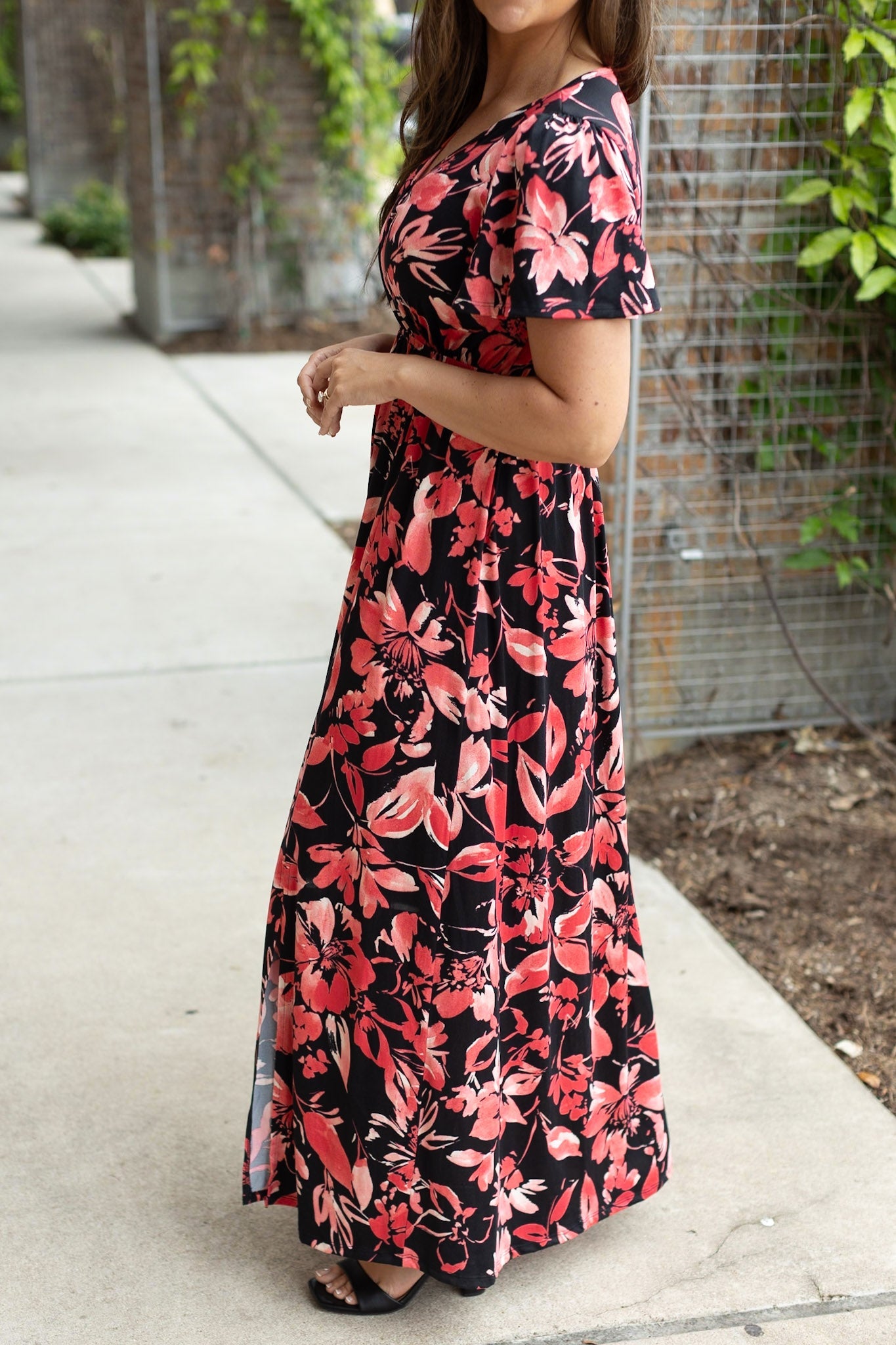 Michelle Mae Millie Maxi Dress - Black and Red Tropical