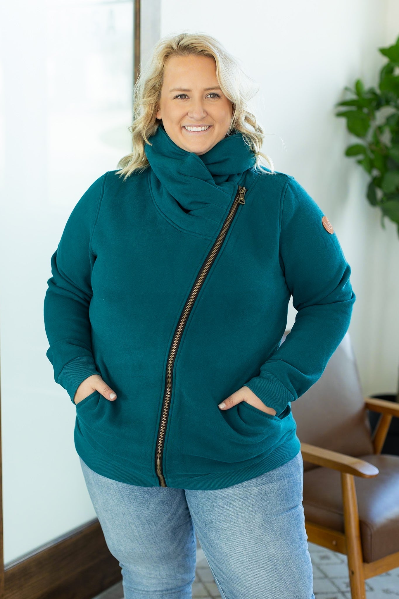 Michelle Mae Quinn ZipUp Cowl - Teal