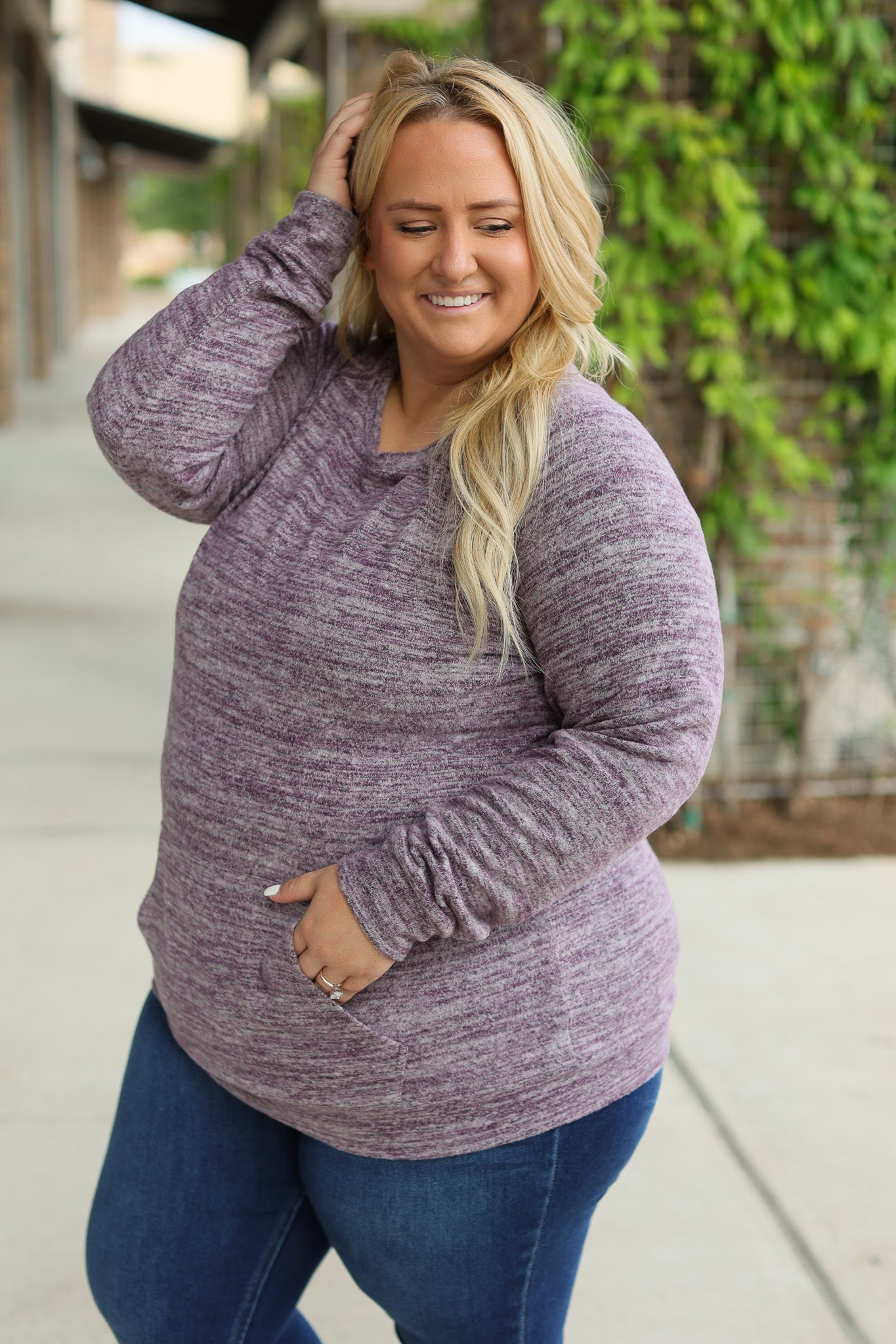 Michelle Mae Hannah Pocket Pullover - Purple