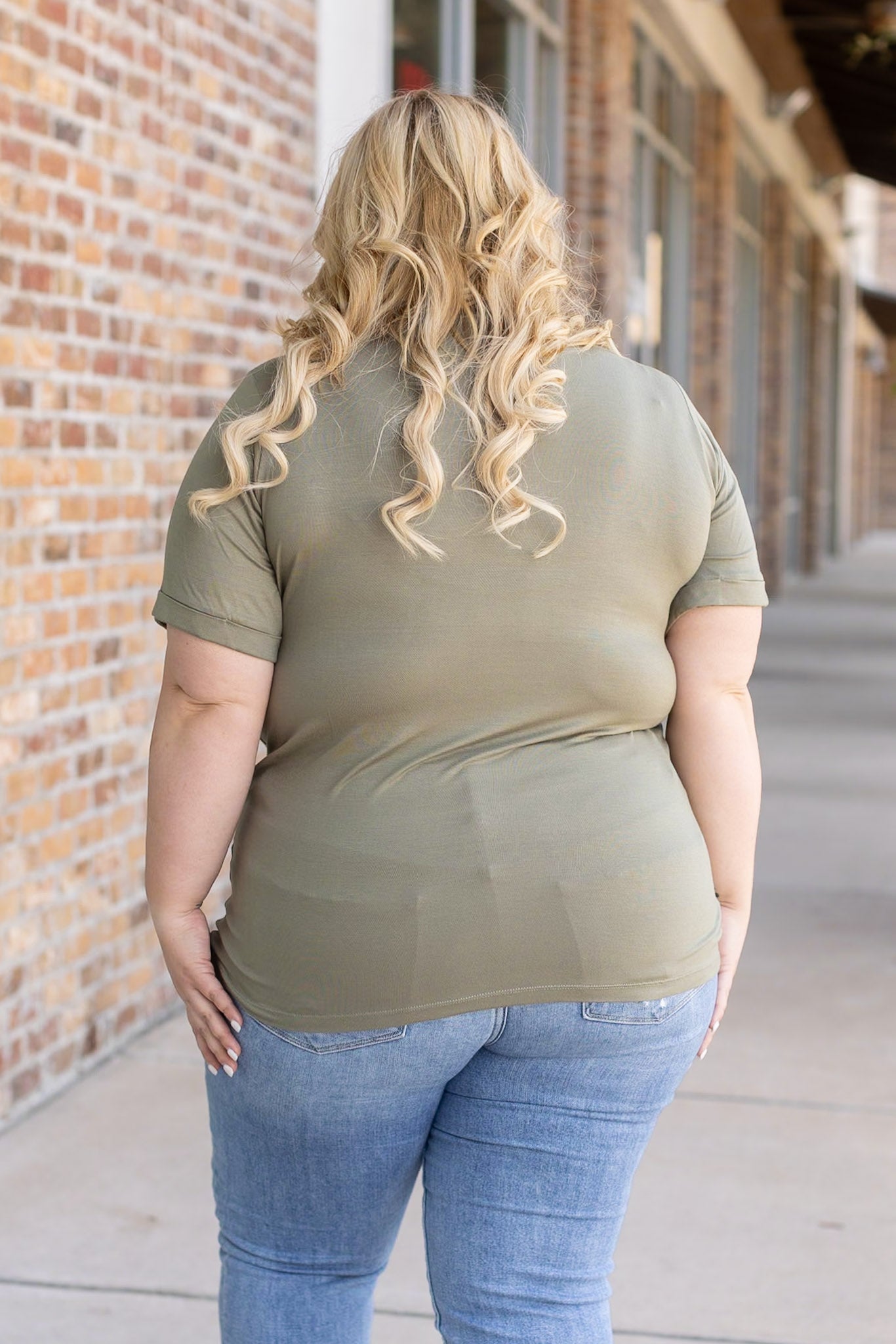 Michelle Mae Sophie Pocket Tee - Olive