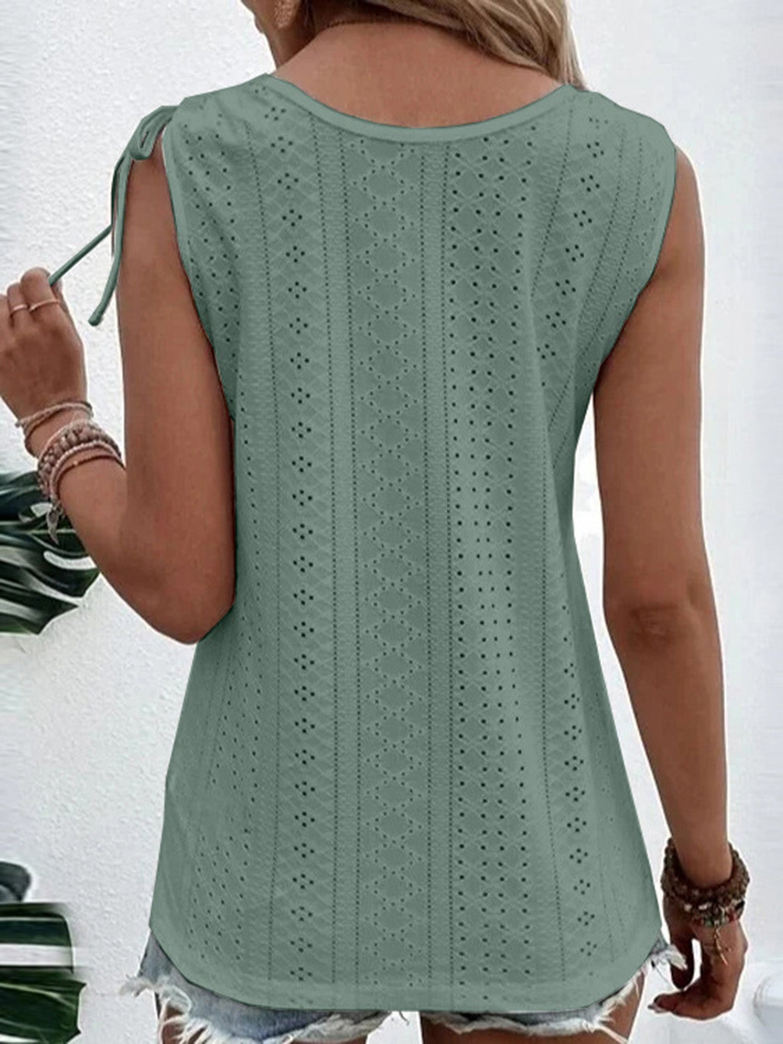 PREORDER- Full Size Scoop Neck Sleeveless Tank Top