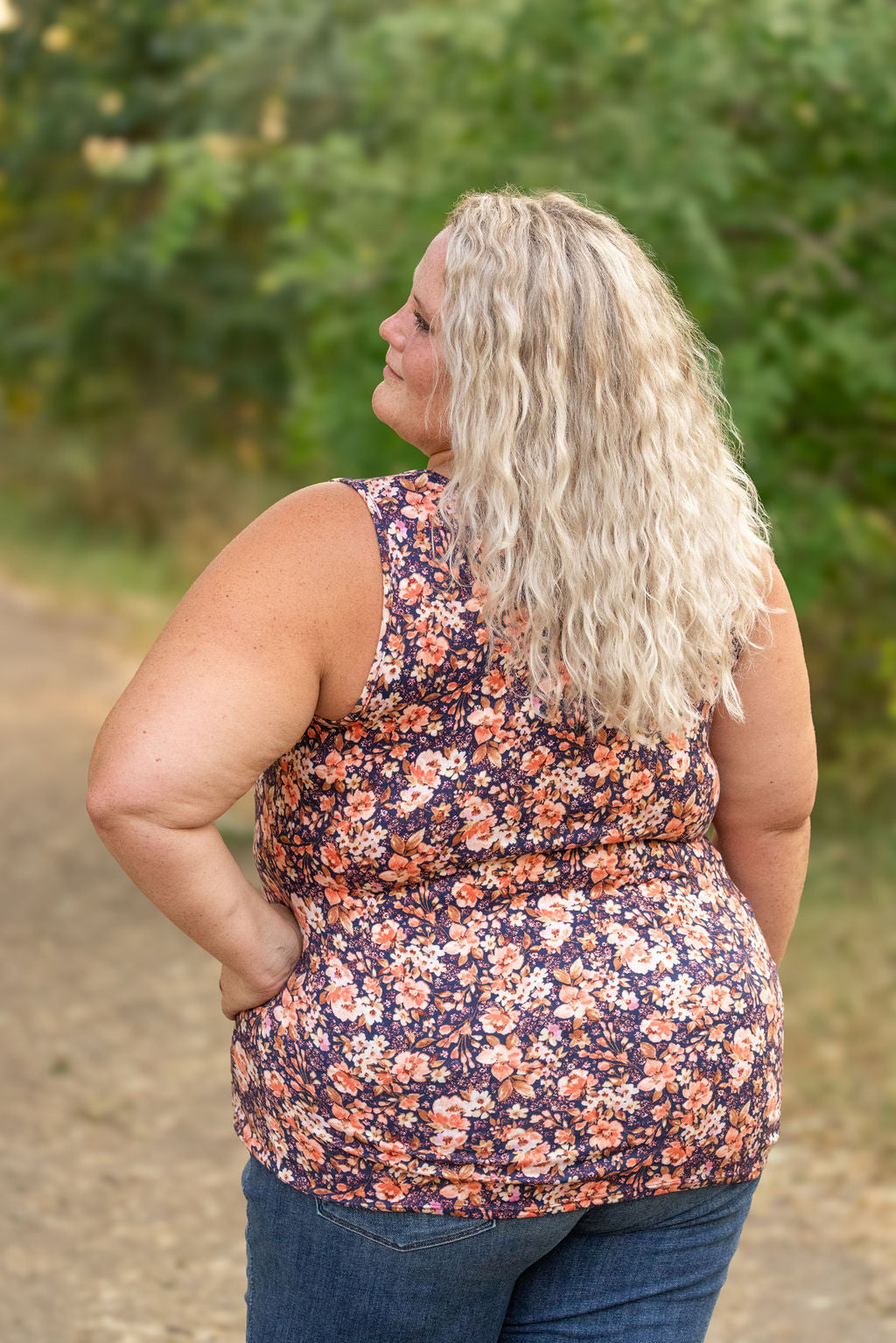 Michelle Mae Luxe Crew Tank - Navy Floral Mix