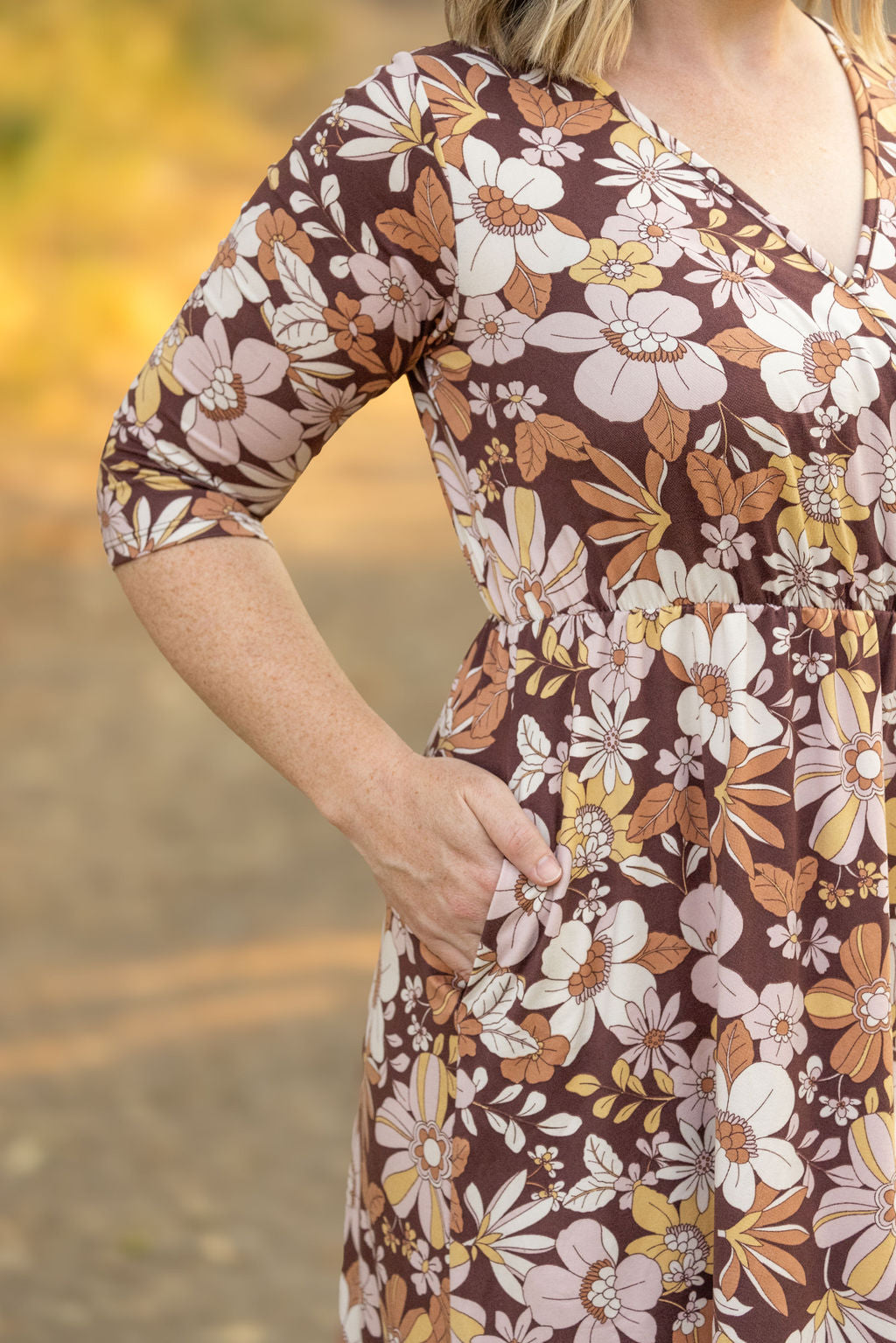 Michelle Mae Taylor Dress - Neutral Vintage Floral