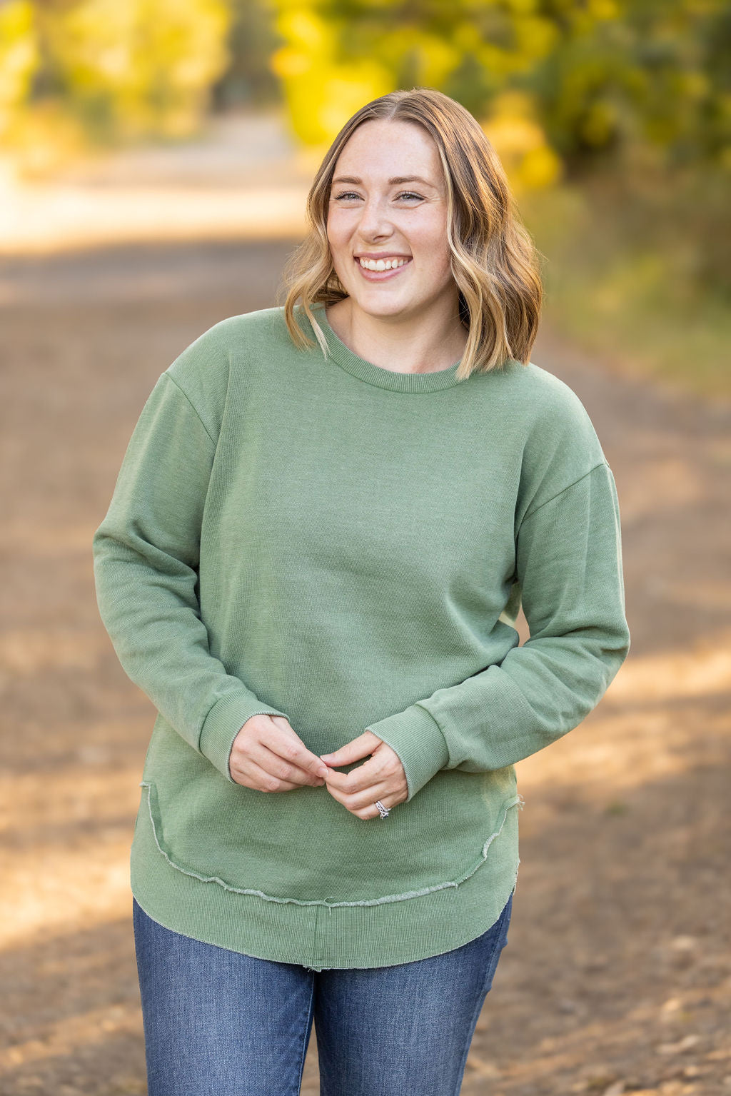 Michelle Mae Vintage Wash Pullover - Sage