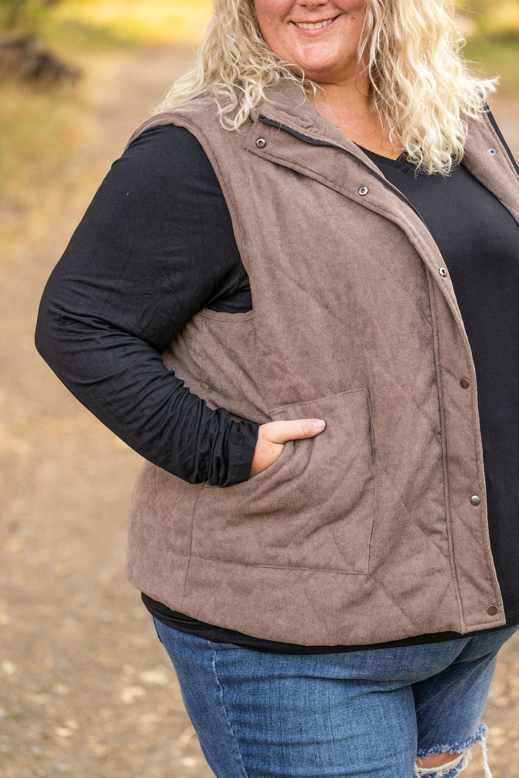 Michelle Mae Corduroy Vest - Mocha