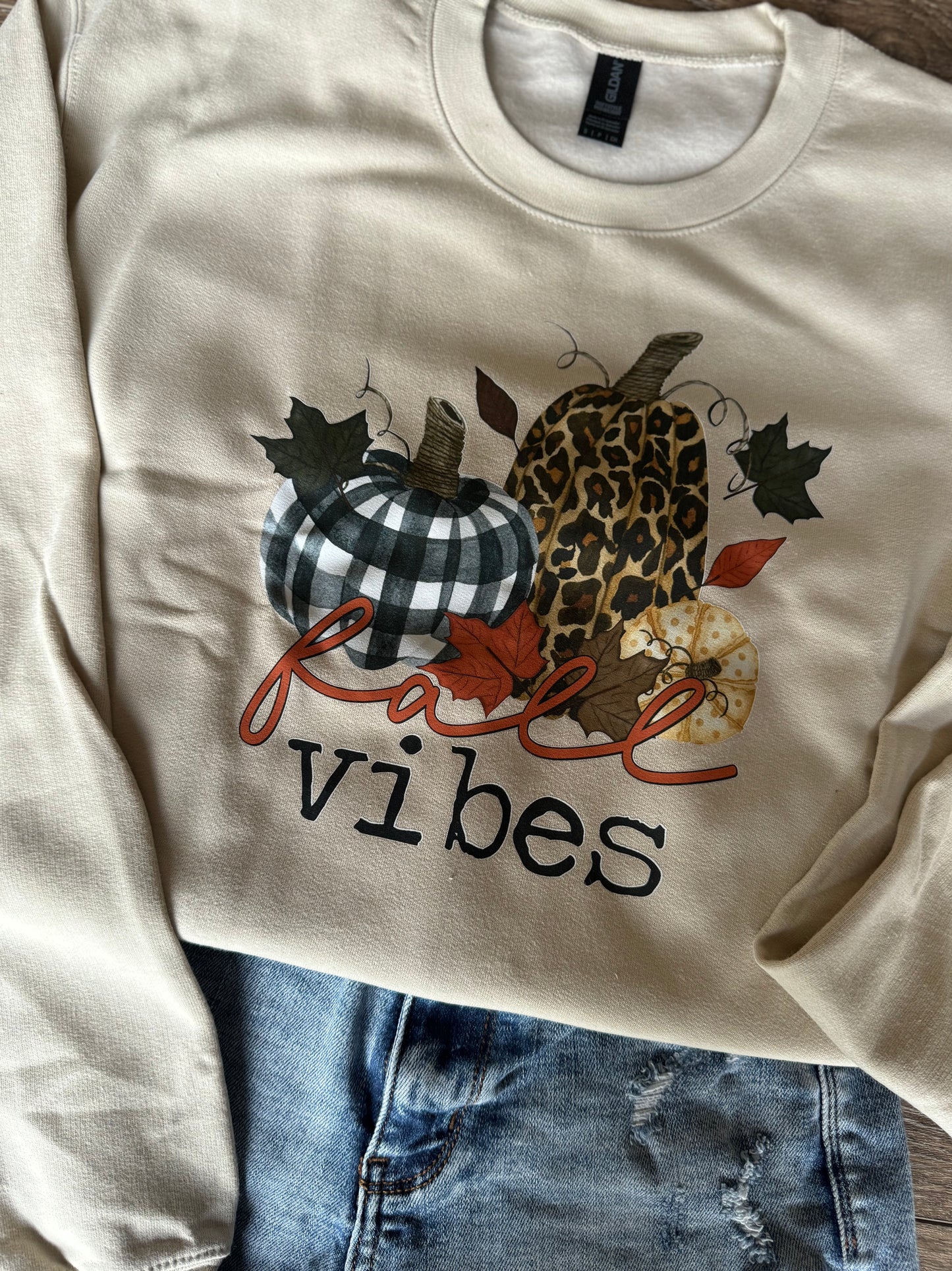 FALL VIBES Graphic Tee/Sweatshirt