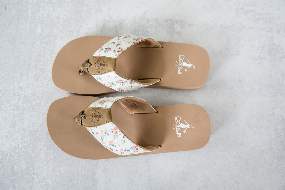 Summer Break Sandals in White Ditzy Flower
