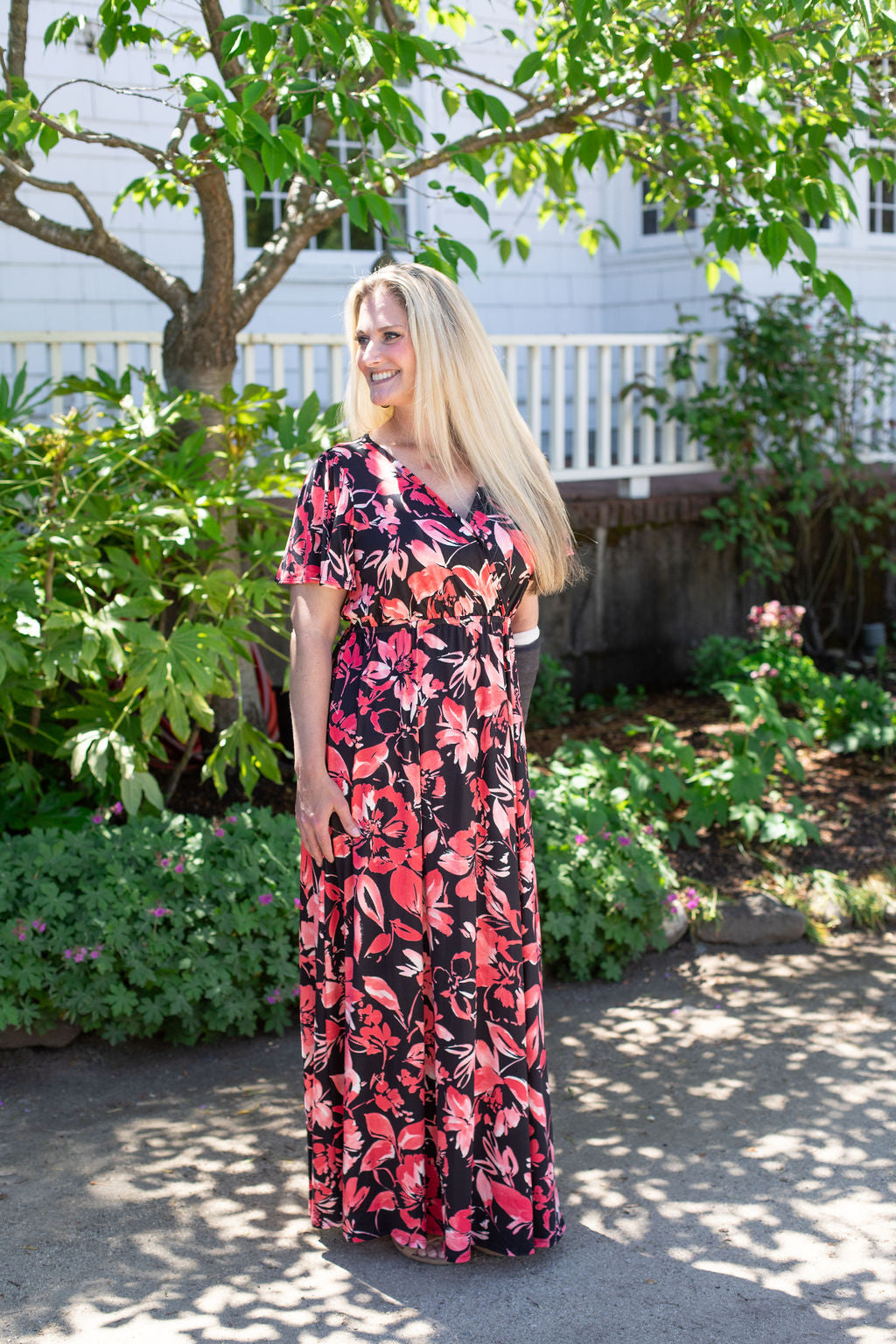 Michelle Mae Millie Maxi Dress - Black and Red Tropical