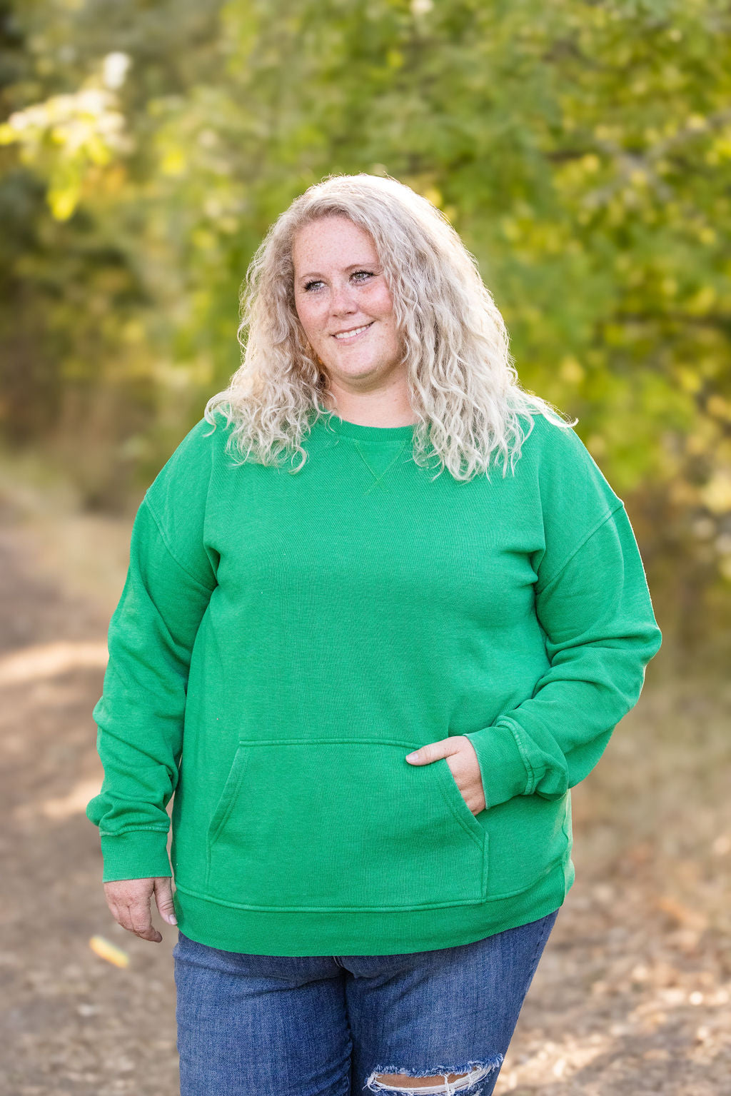 Michelle Mae Vintage Wash Pocket Pullover - Green