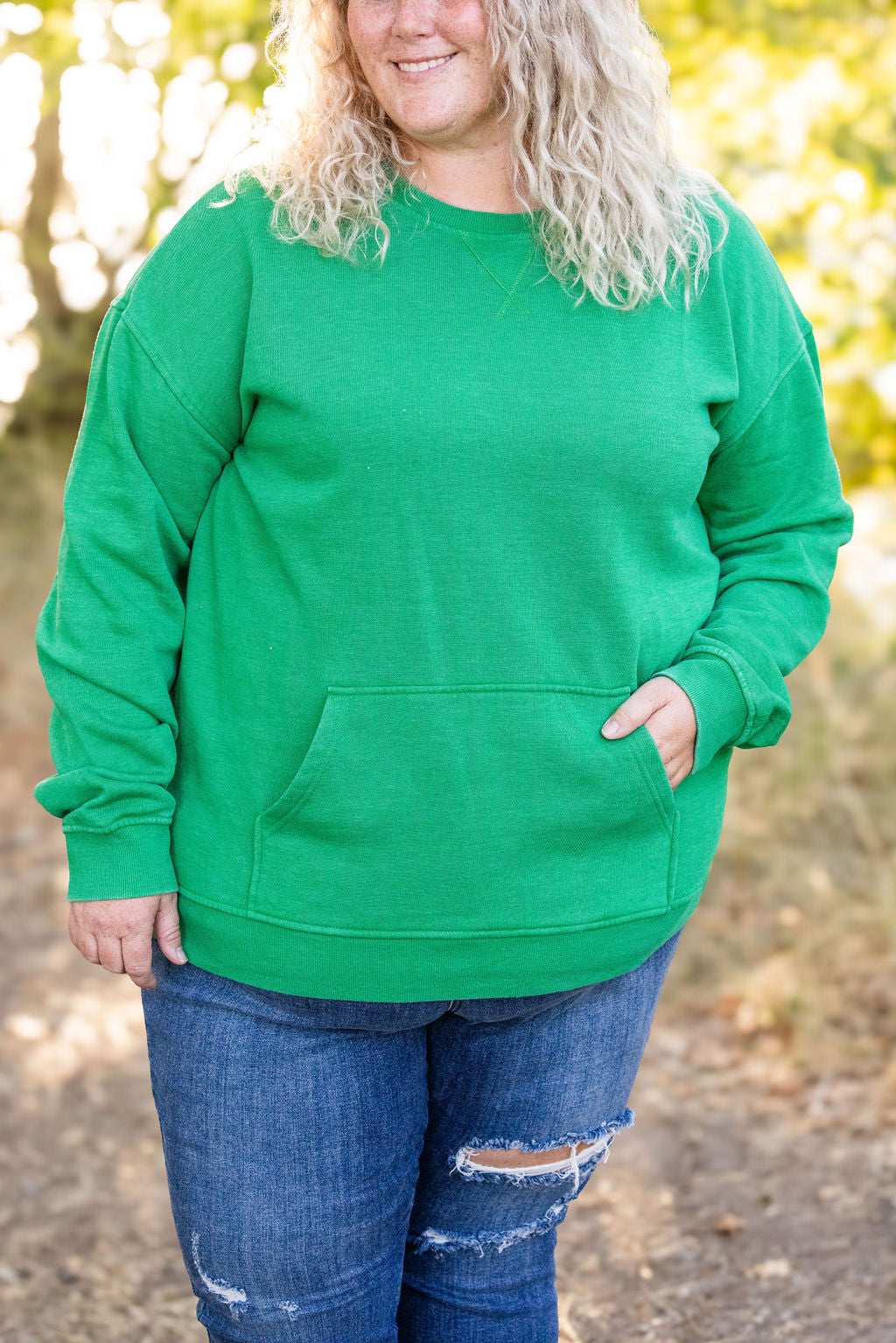 Michelle Mae Vintage Wash Pocket Pullover - Green