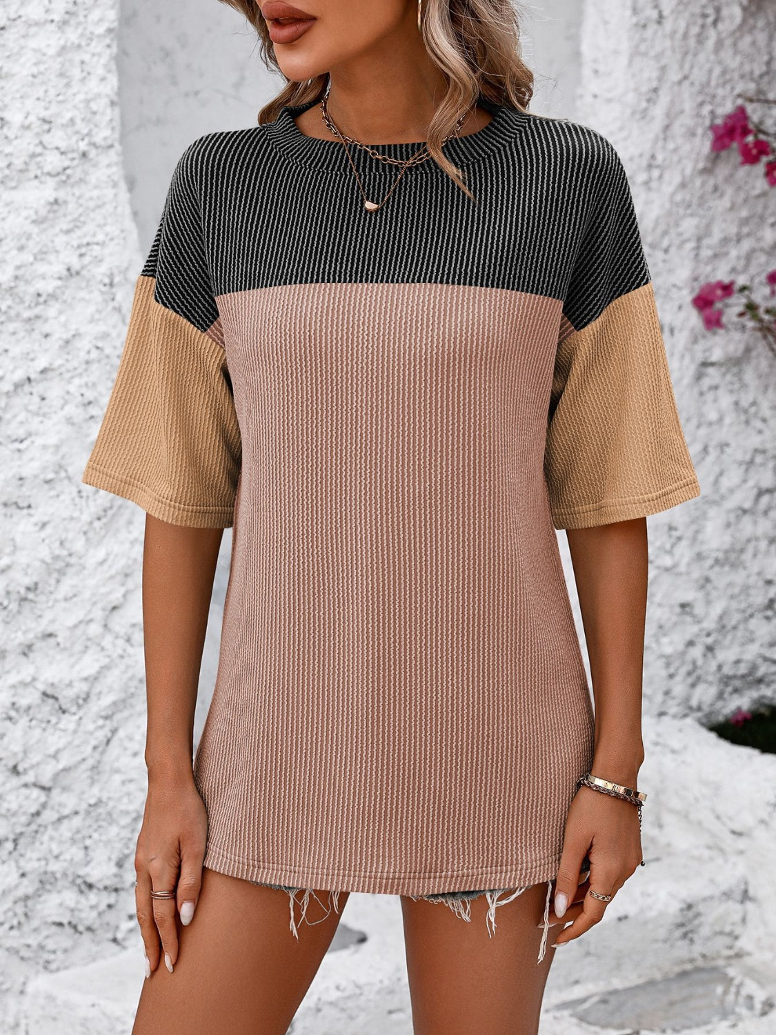 PREORDER- Color Block Round Neck Half Sleeve T-Shirt