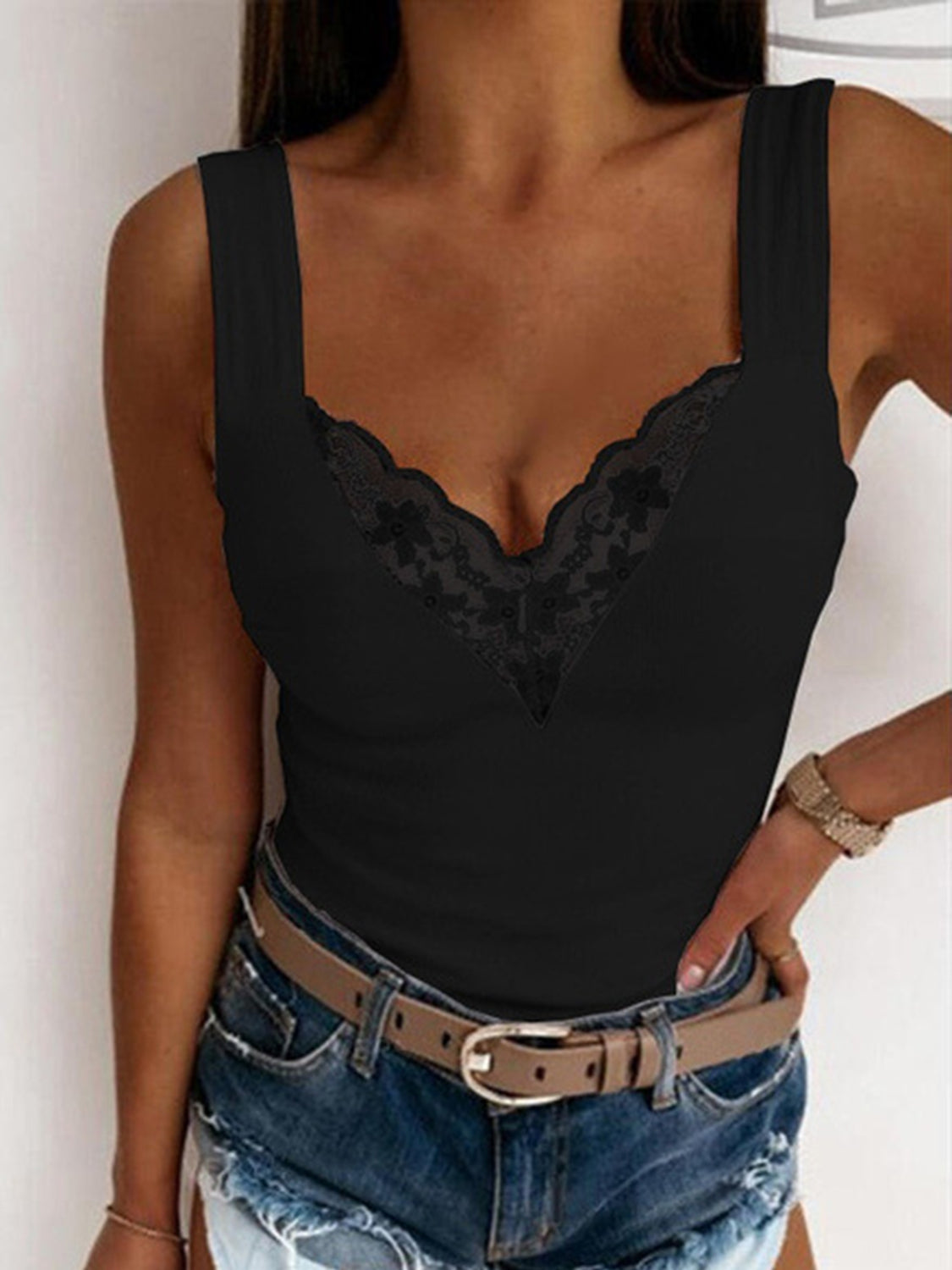 PREORDER- Full Size Lace Detail Sweetheart Neck Tank