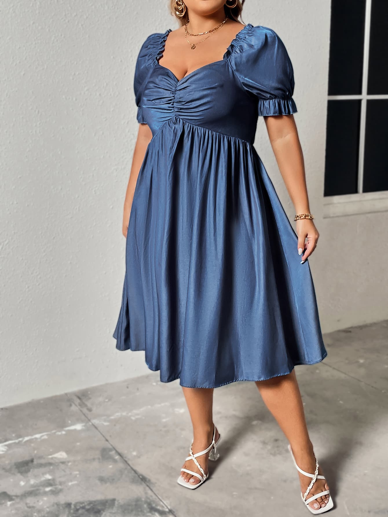 PREORDER- Plus Size Ruched Sweetheart Neck Dress