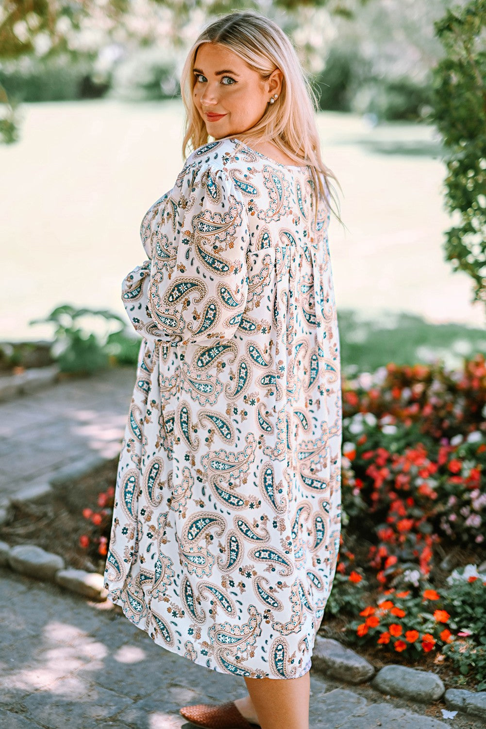 PREORDER- Plus Size Paisley Print Puff Sleeve Dress