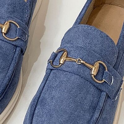 PREORDER- Metal Buckle Flat Sneakers