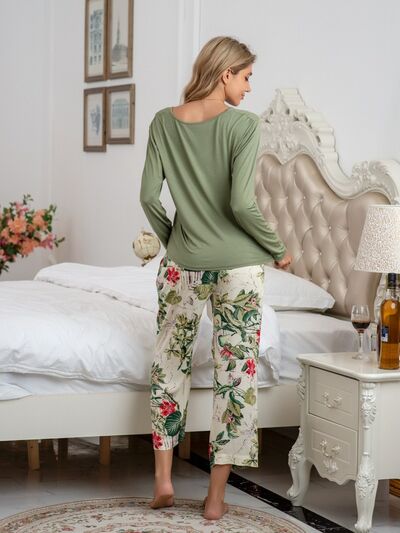 PREORDER- Round Neck Top and Printed Pants Lounge Set