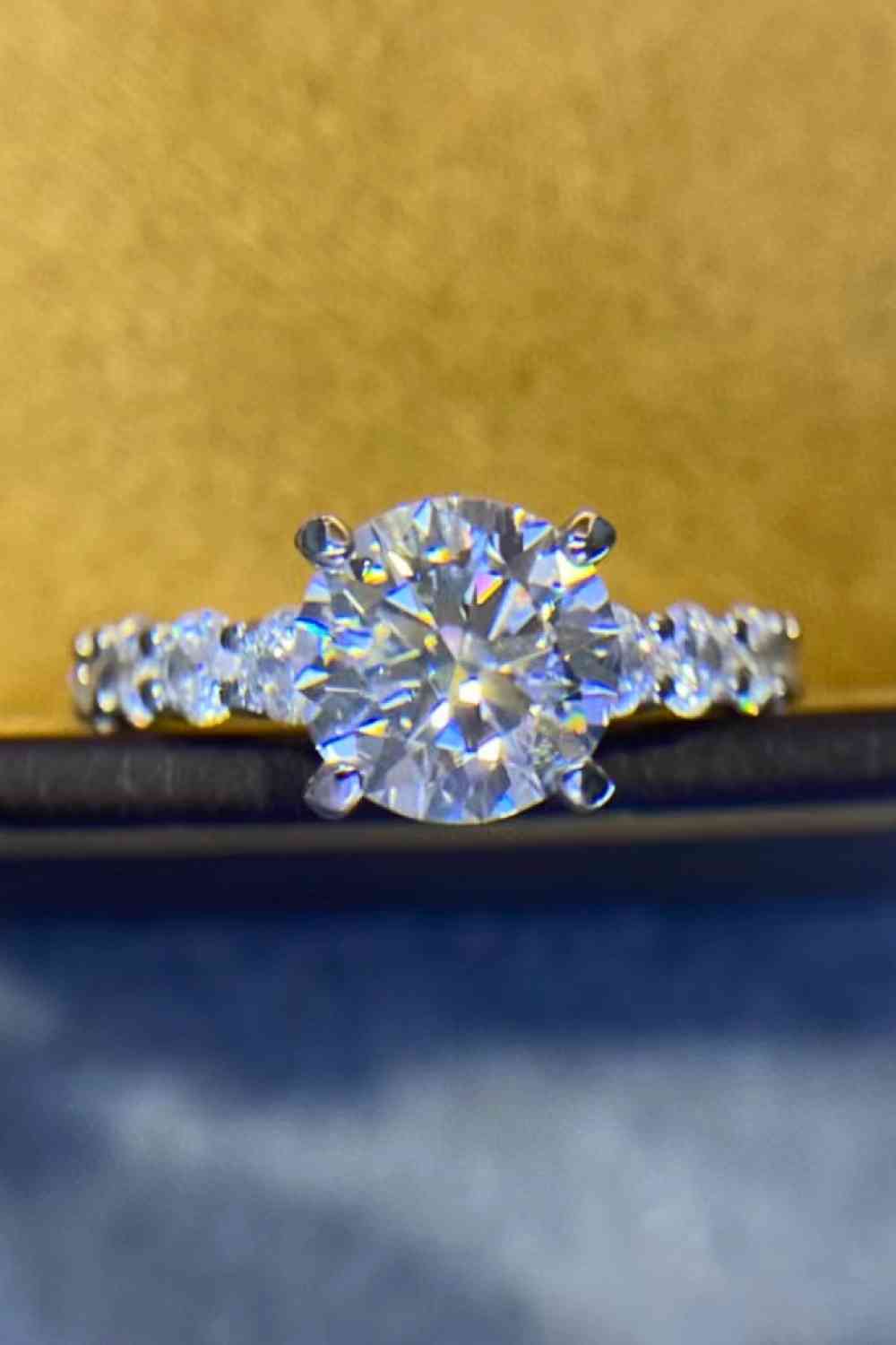 PREORDER- 2 Carat 4-Prong Moissanite Ring