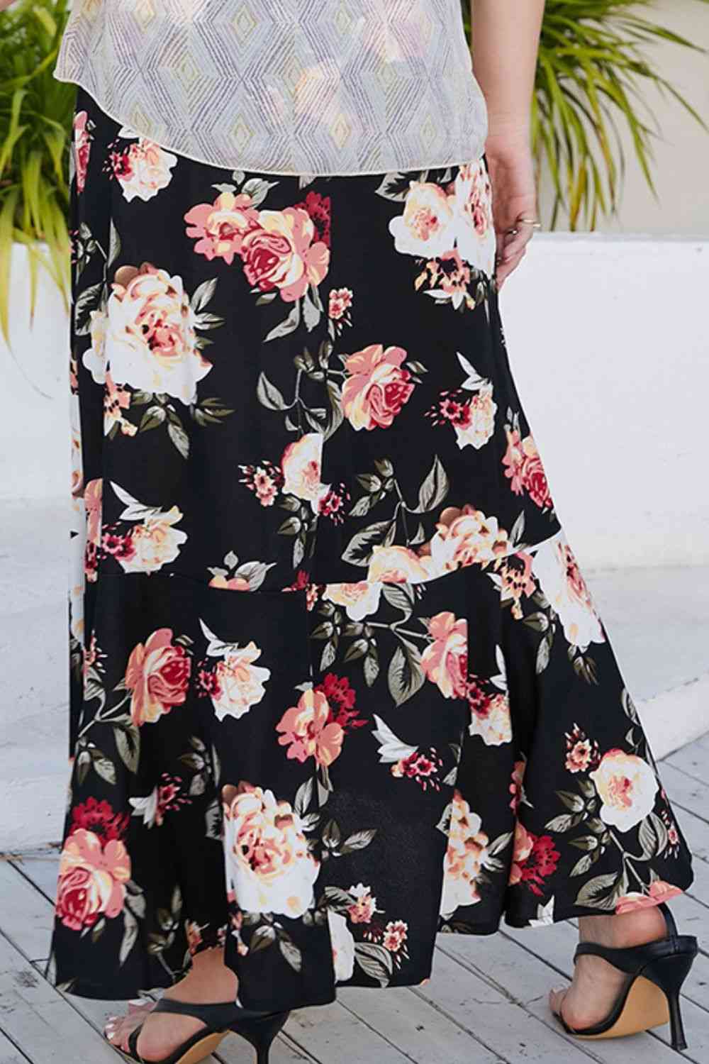 PREORDER- Plus Size Floral High-Rise Skirt